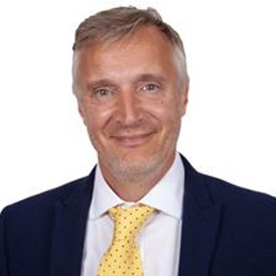 Photo of Damon Dennis